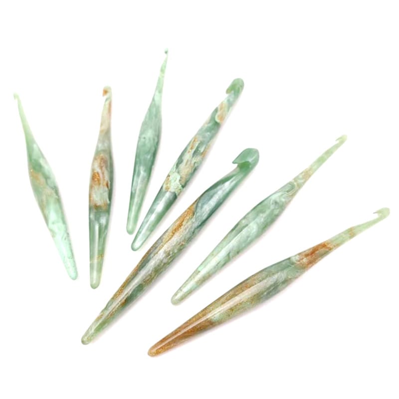 Furls, Zodiac Capricorn - YARNBOWFurls, Zodiac Capricorn