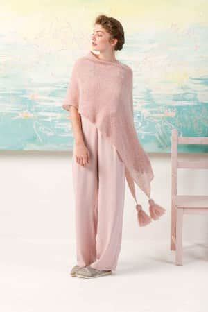 Lang Fatto a Mana Pattern Book #242. Spring/Summer - YARNBOWLang Fatto a Mana Pattern Book #242. Spring/Summer