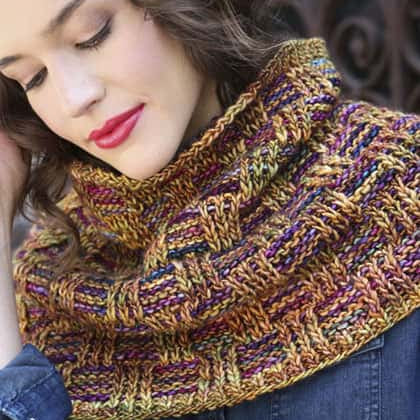 Malabrigo Pattern Book #11. Aniversario - YARNBOWMalabrigo Pattern Book #11. Aniversario