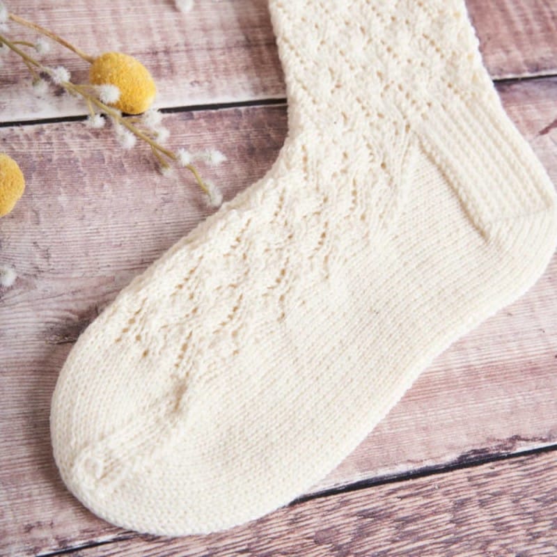 Malabrigo Pattern Book #21. Sock: Ultimate Collection - YARNBOWMalabrigo Pattern Book #21. Sock: Ultimate Collection