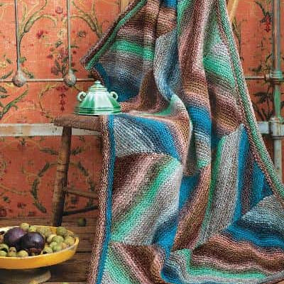 Noro Magazine #10 - YARNBOWNoro Magazine #10