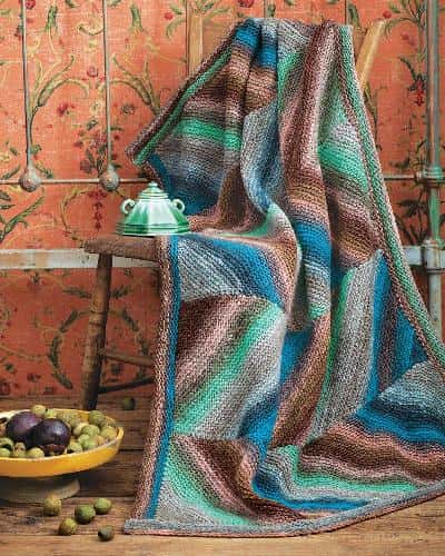 Noro Magazine #10 - YARNBOWNoro Magazine #10