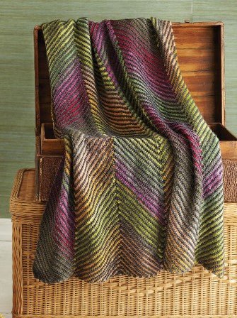 Noro Magazine #3 - YARNBOWNoro Magazine #3